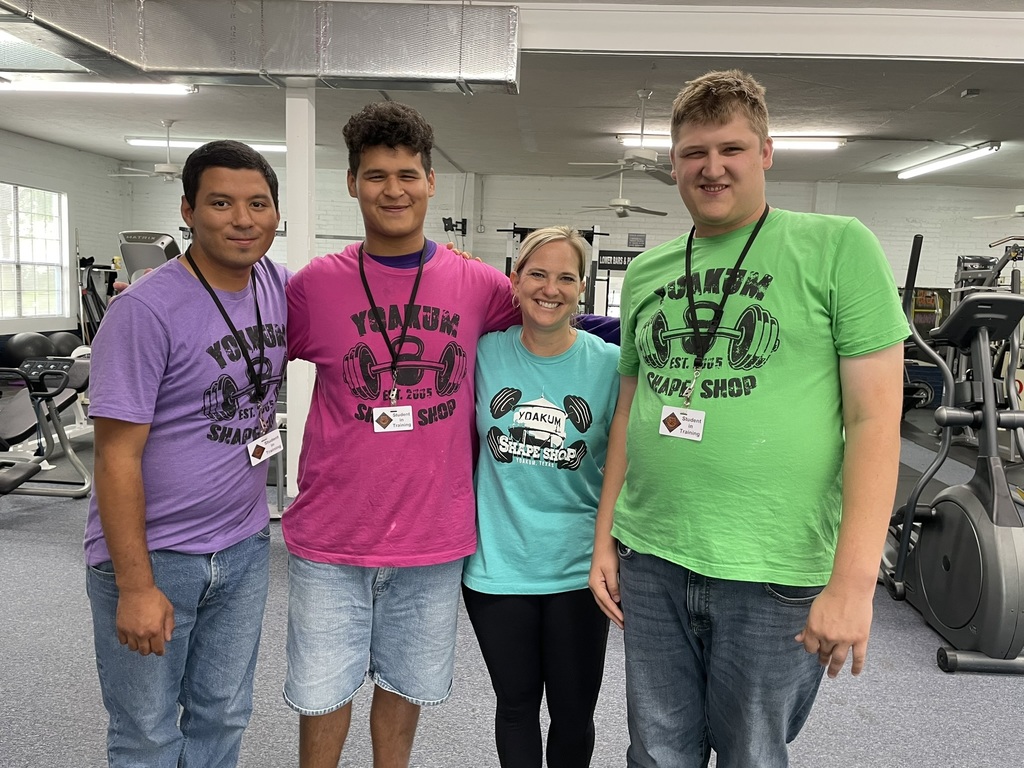 Students at Yoakum Shape Shop with Owner Kristy Svec